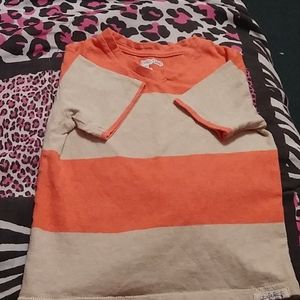 Gender neutral BabyGap t-shirt